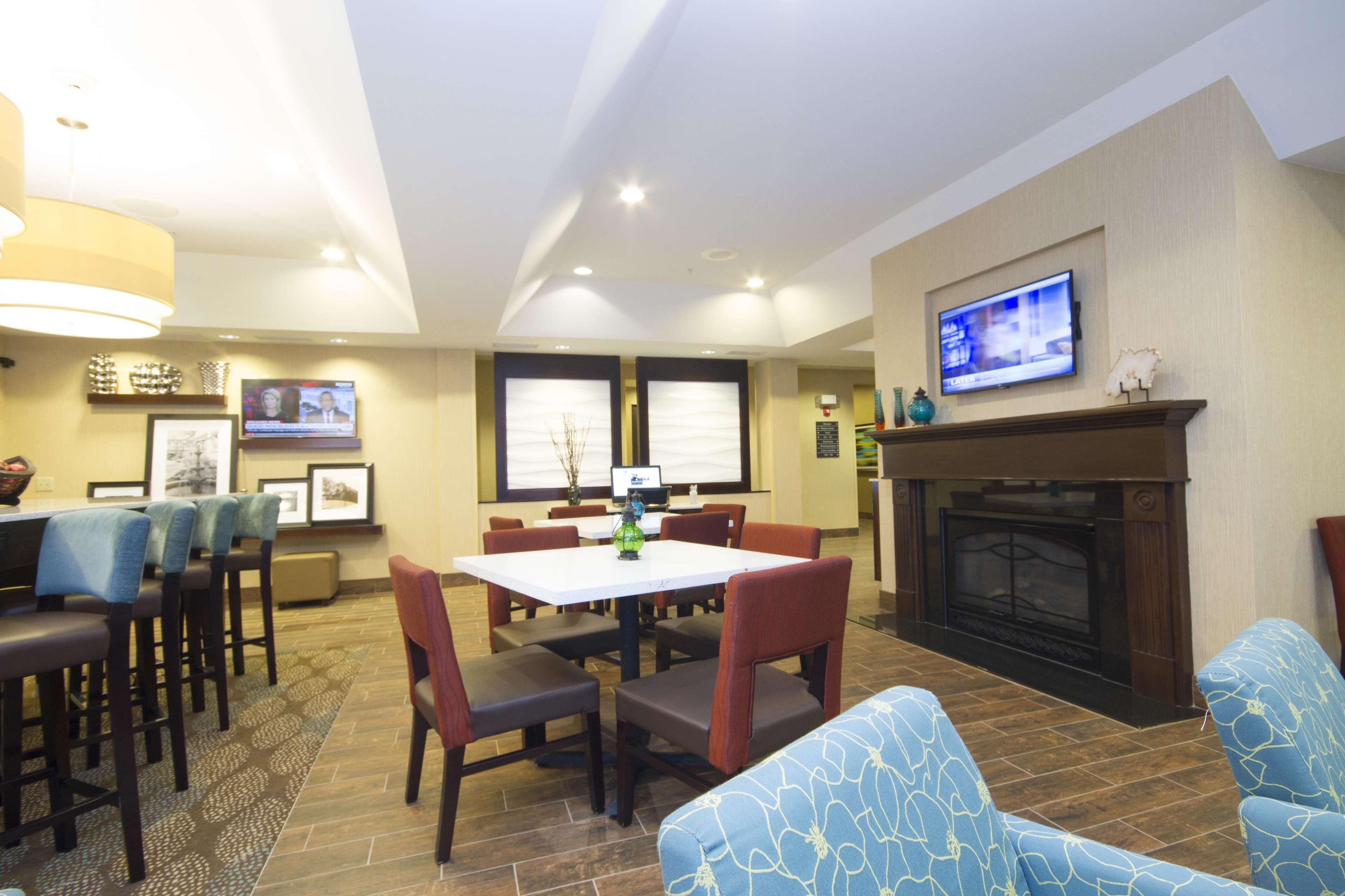 Hampton Inn Marshall Exteriör bild