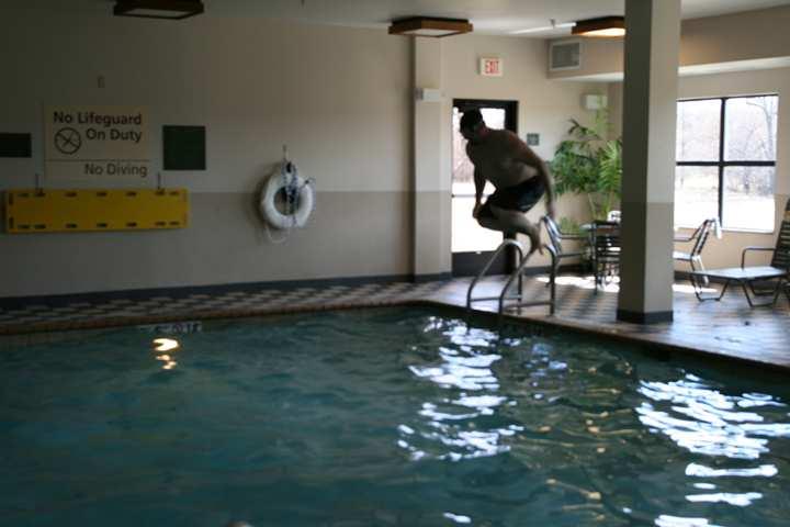 Hampton Inn Marshall Exteriör bild